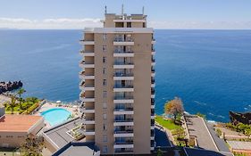 Duas Torres Hotel